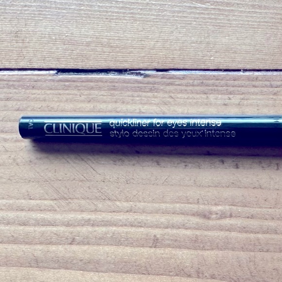 NIB Quickliner™ For Eyes Intense in Intense Black, 0.005oz/0.14g - Picture 3 of 3